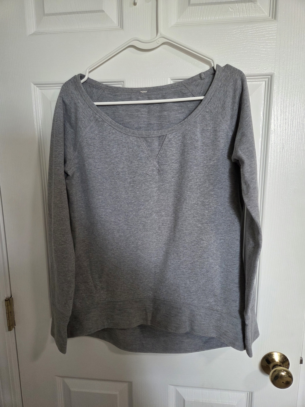 lululemon athletica Heather Gray Meditate 2012 Long Sleeve Sweatshirt